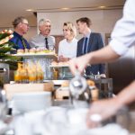 gente en eventos en vivo para restaurantes