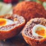 "recetas de huevos escoceses con carne molida"
